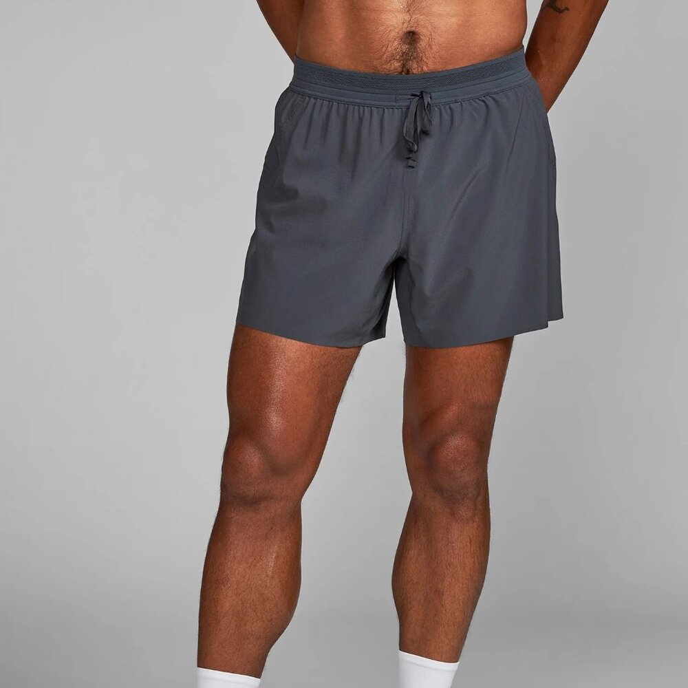 Janji Men's 5" AFO Middle Short in Tempest, Size Large